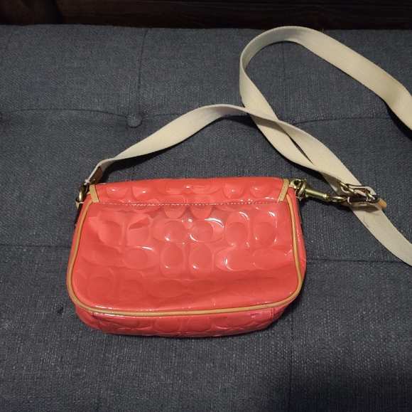 Coach handbag - Picture 2 of 2